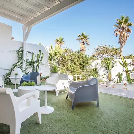 In With Pool On The Beach Villa