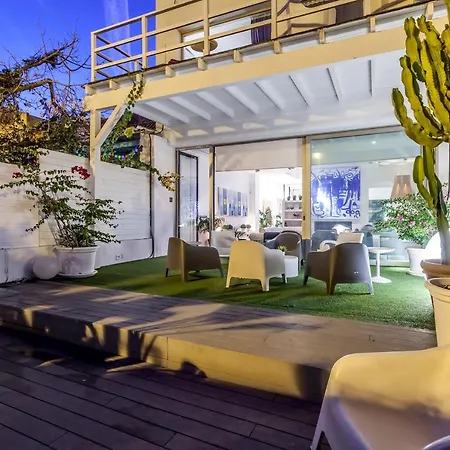 Villa In With Pool On The Beach Valencia
