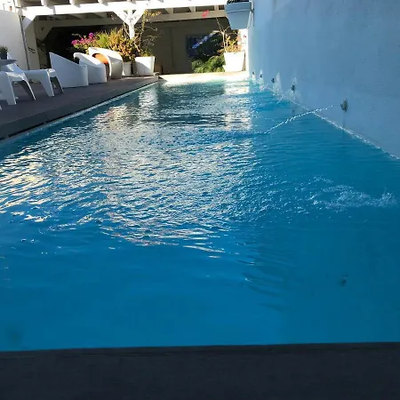 In With Pool On The Beach Villa